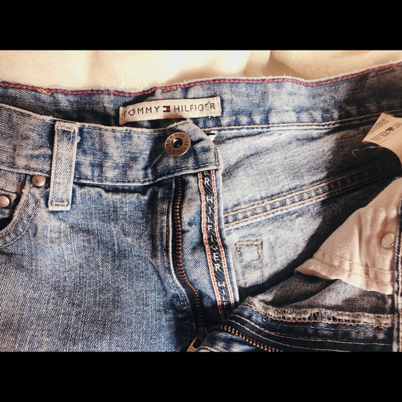 High waisted tommy hilfiger denim shorts - Picture 4 of 5